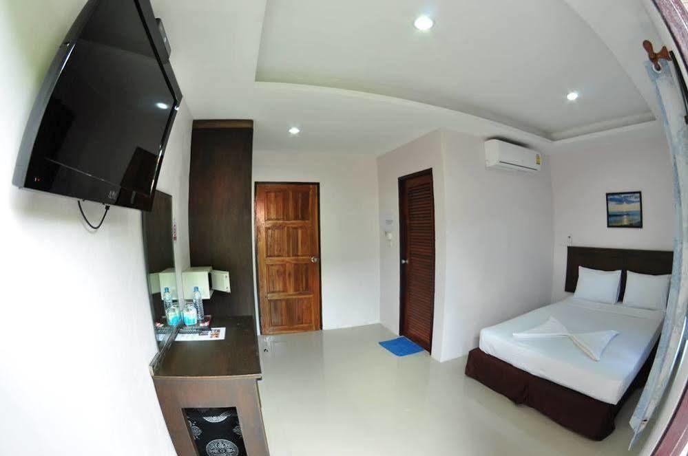 Sabai Hostel Phi Phi Don Exterior photo